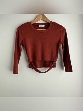 Air Space Cropped Long-Sleeve Tie-Back Top - Rust Red  S